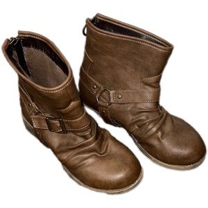 Groove North Size 7 Women’s Brown Leather Boots